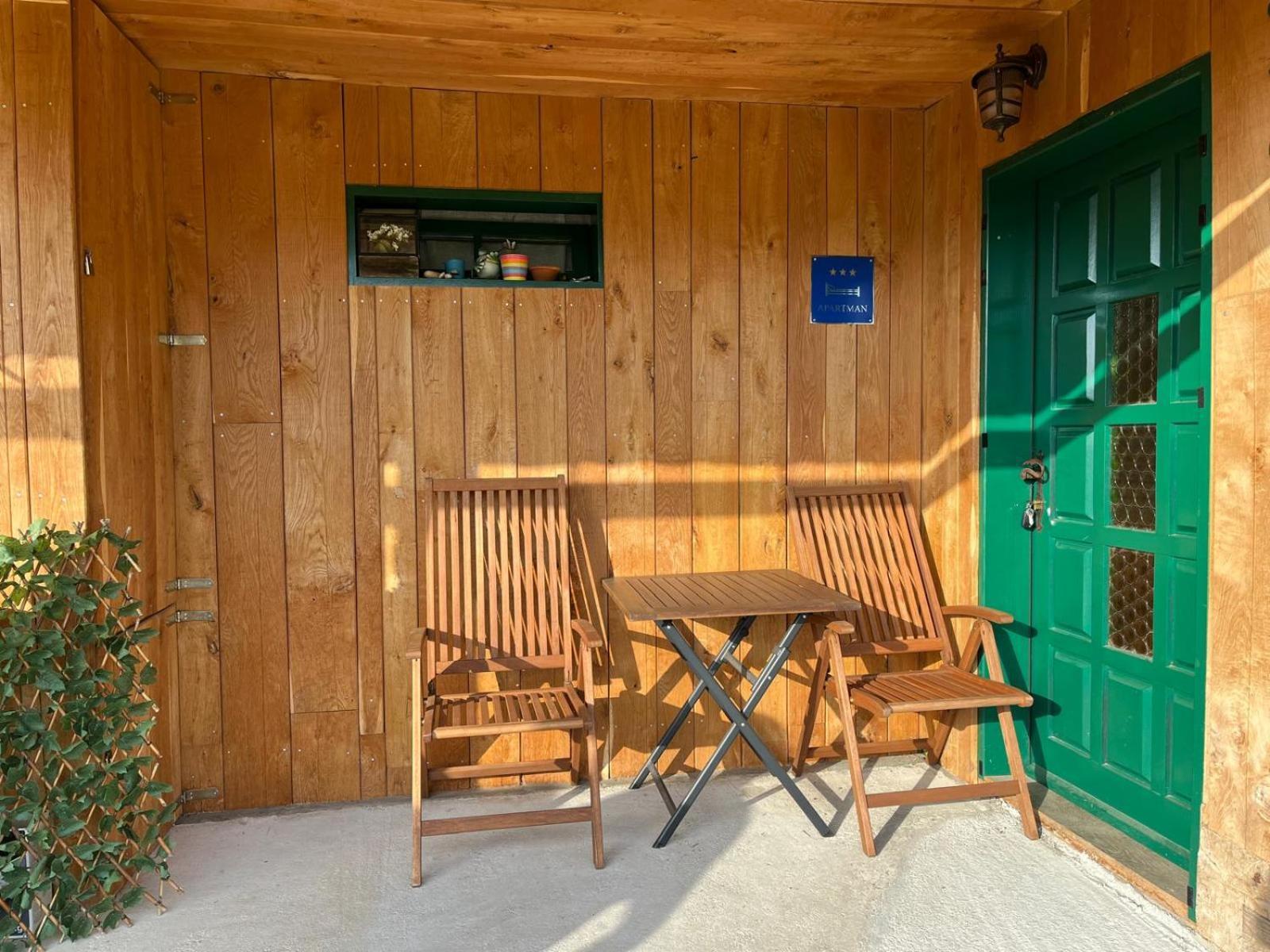 Wooden House Ante Self Check - In And Check - Out Apartman Otocsán Kültér fotó